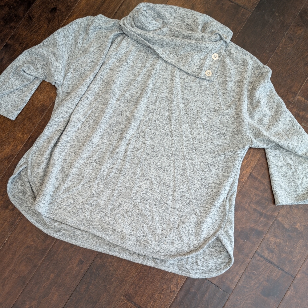 Cozy Women's Grey Cowl Neck Top 3X